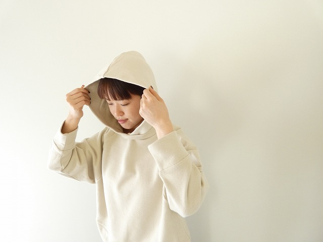 mao made(マオメイド) やわらかスウェード裏毛ラグランパーカの商品画像6