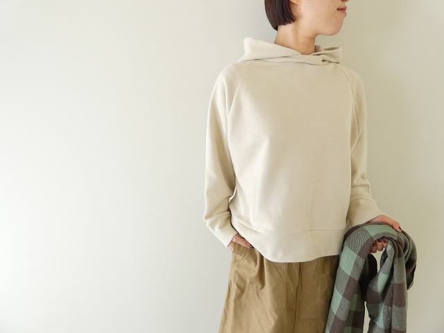 mao made(マオメイド) やわらかスウェード裏毛ラグランパーカの商品画像8