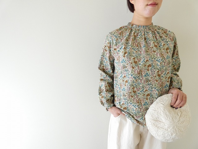 PK 21Wコーデュロイ花柄シャーリングネックブラウスの商品画像3