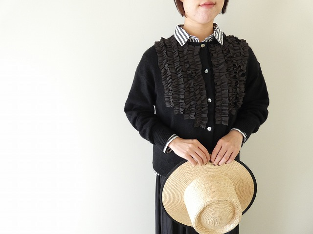 mao made(マオメイド) ディヘアアンゴラフリルクルーネックカーディガンの商品画像1