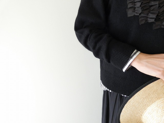 mao made(マオメイド) ディヘアアンゴラフリルクルーネックカーディガンの商品画像4