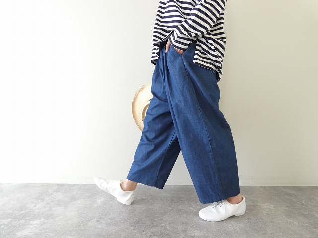 MidiUmi(ミディウミ) デニムワイドイージーパンツの商品画像4