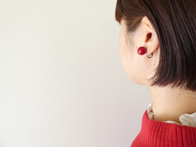  レッドパールのイヤリングの商品画像4