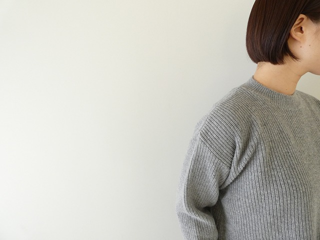 sabbatum(サバタム) メリノスラム畦編みヘムラウンドプルオーバーの商品画像3