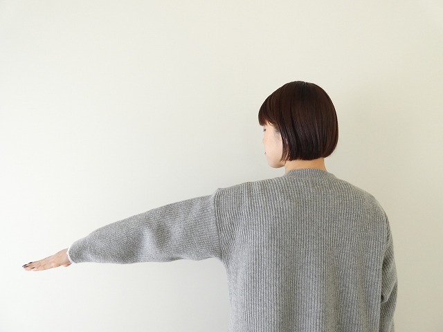 sabbatum(サバタム) メリノスラム畦編みヘムラウンドプルオーバーの商品画像6