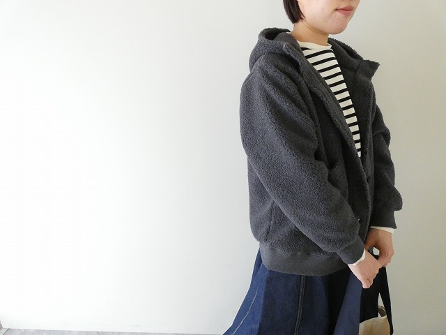 BLUE LAKE MARKET(ブルーレイクマーケット) シープボアフロントボタンパーカーの商品画像2