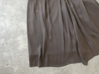 DONEEYU(ドニーユ) 割繊パウダーサテンギャザースカンツの商品画像25