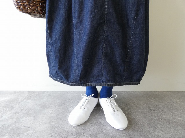 快晴堂(かいせいどう) Girl'sライトオンスデニム斜めポケット・裾ダーツスカートの商品画像5