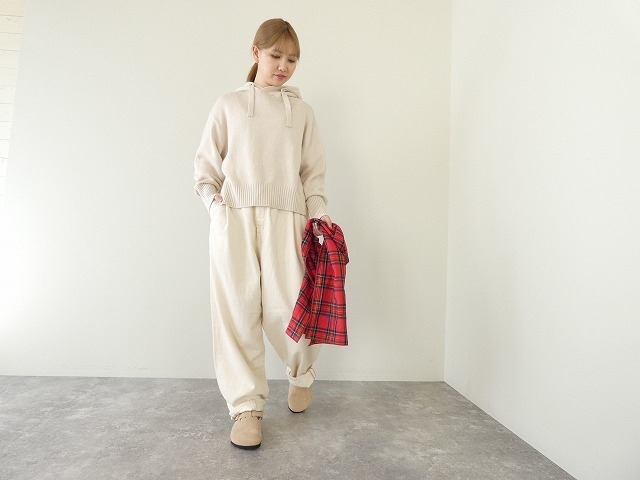 mao made(マオメイド) ざっくりアサーメン 気持ちちょい短めフード付きプルオーバーの商品画像6