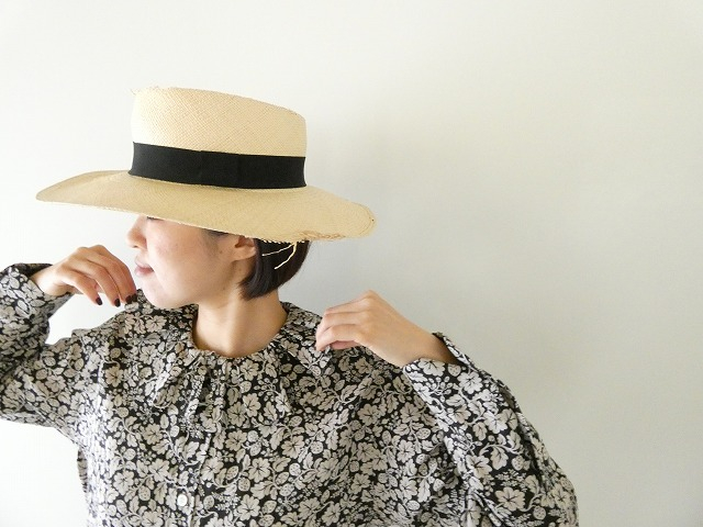 R&D.M.Co-(オールドマンズテーラー) WILD BERRY RUFFLED COLLAR BLOUSEの商品画像2