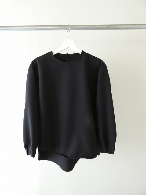 sabbatum(サバタム) ウールライクポリエステルヘムラウンドブラウスの商品画像3