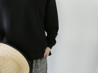 sabbatum(サバタム) ソフトモダン裏毛ハイネックスリットプルオーバーの商品画像19