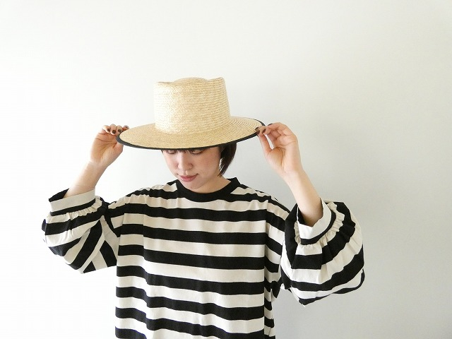 UNIVERSAL SEVEN(ユニヴァーサル セブン) 度詰め天竺ボーダーギャザーパフプルオーバーの商品画像1