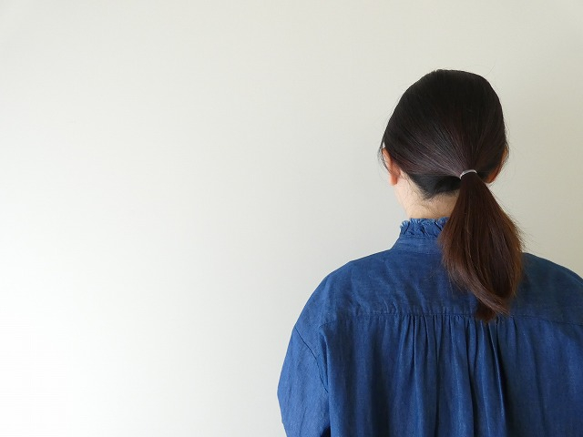 OUVERT(ウーヴェル) 5ozベンベルグウールデニムフリルカラーブラウスの商品画像7