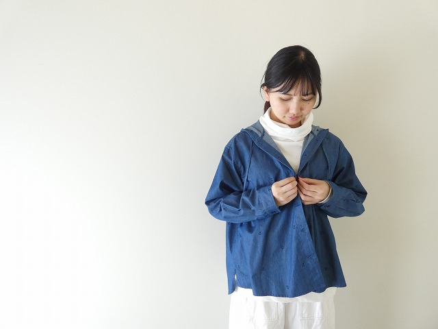 PAR ICI(パーリッシィ) イカリ刺繍フードシャツの商品画像2