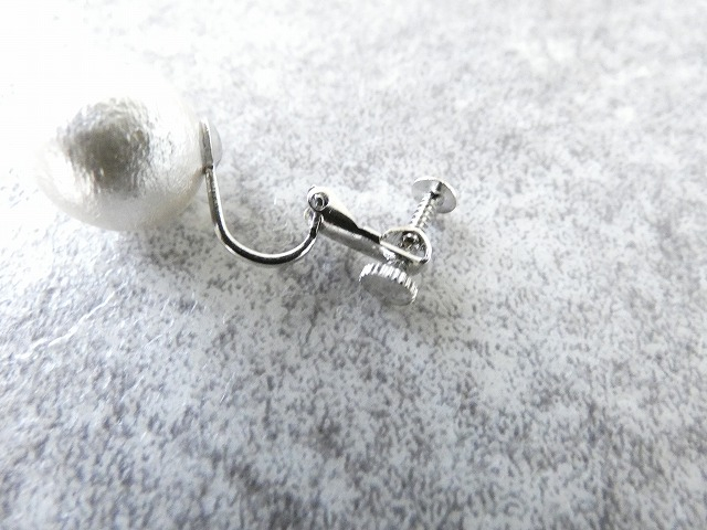  コットンパールのイヤリングの商品画像10