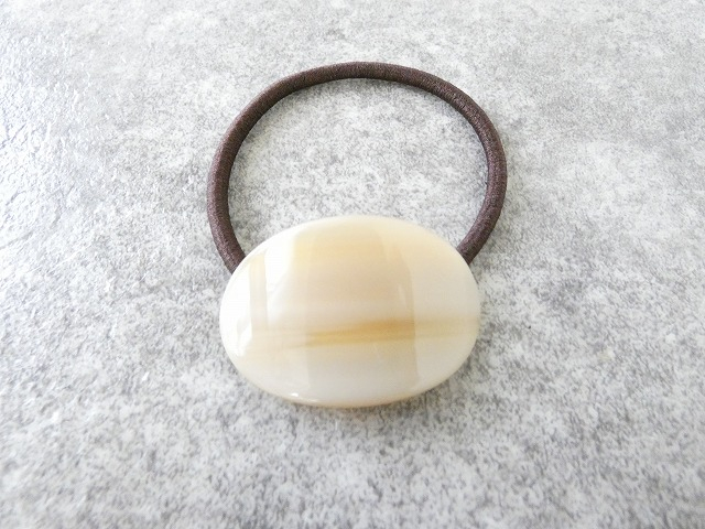 べっ甲風モチーフのヘアゴムの商品画像3