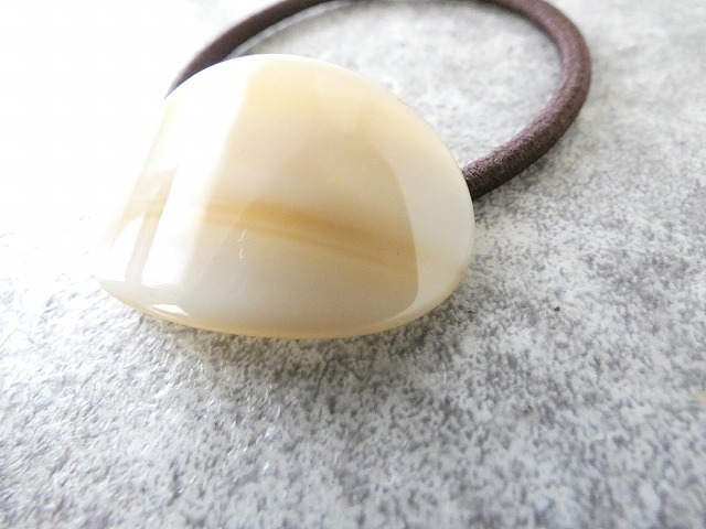  べっ甲風モチーフのヘアゴムの商品画像6