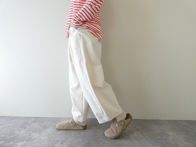 prit(プリット) バックサテン 裾ダーツベイカーパンツの商品画像4