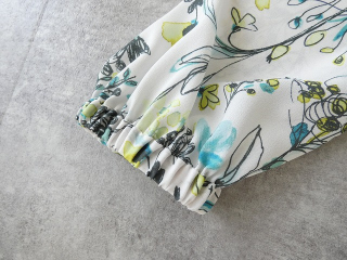 TOMORROWLAND(トゥモローランド) オーキッドフラワースタンドカフギャザーブラウスの商品画像26