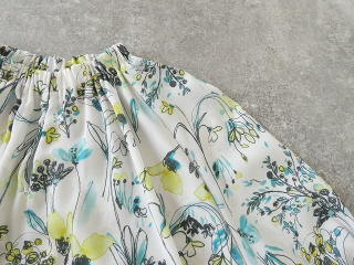 TOMORROWLAND(トゥモローランド) オーキッドフラワースタンドカフギャザーブラウスの商品画像28