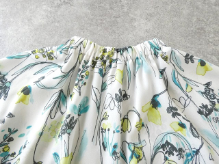 TOMORROWLAND(トゥモローランド) オーキッドフラワースタンドカフギャザーブラウスの商品画像30