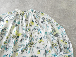 TOMORROWLAND(トゥモローランド) オーキッドフラワースタンドカフギャザーブラウスの商品画像31