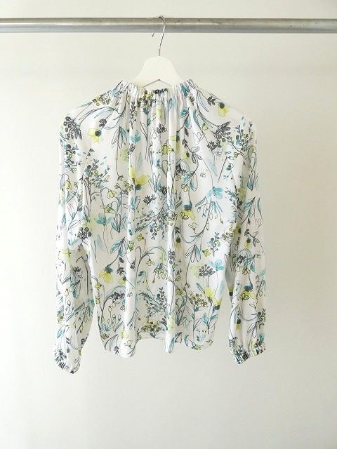 TOMORROWLAND(トゥモローランド) オーキッドフラワースタンドカフギャザーブラウスの商品画像9