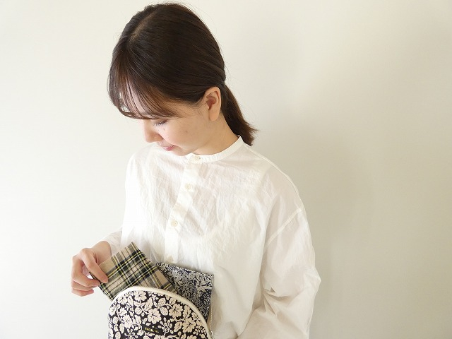 R&D.M.Co-(オールドマンズテーラー) WILD BERRY CIRCLE POUCH　Lsizeの商品画像4