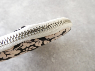 R&D.M.Co-(オールドマンズテーラー) WILD BERRY CIRCLE POUCH　Ssizeの商品画像24