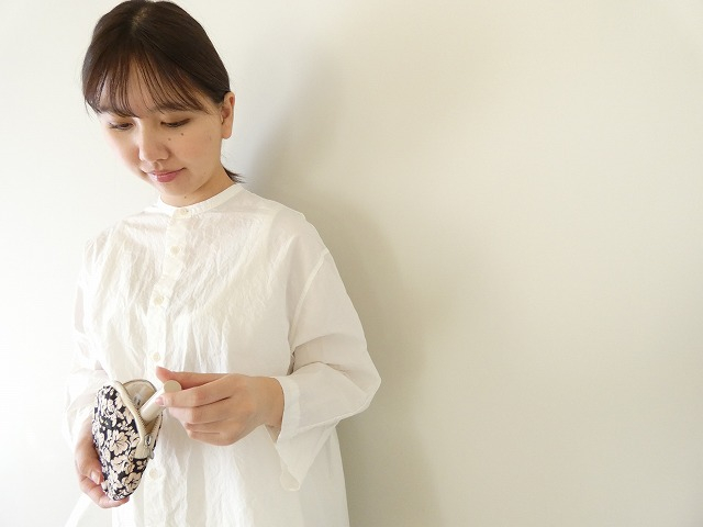 R&D.M.Co-(オールドマンズテーラー) WILD BERRY CIRCLE POUCH　Ssizeの商品画像4