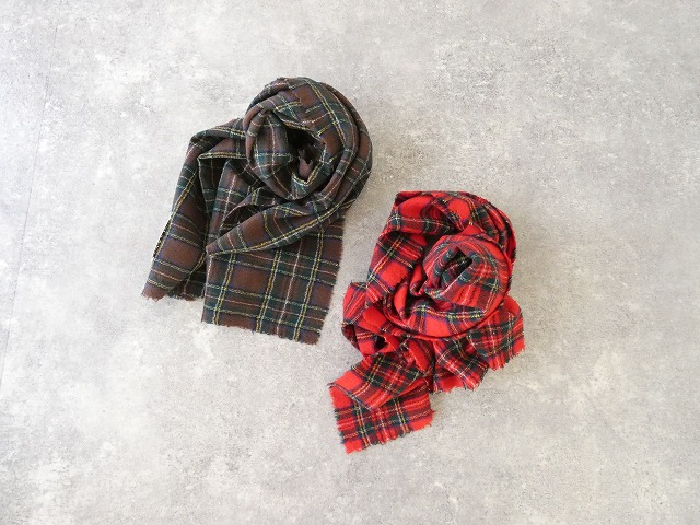 R&D.M.Co-(オールドマンズテーラー) WOOL TARTAN CHECK MUFFLER の商品画像3