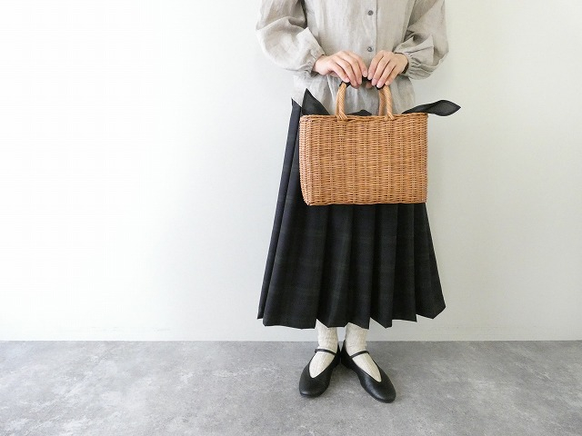 The Bagmati(バグマティ) 革ハンドルの四角いカゴの商品画像4