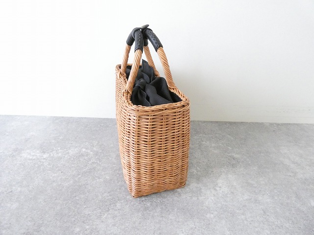 The Bagmati(バグマティ) 革ハンドルの四角いカゴの商品画像9