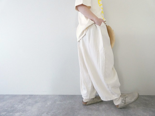 MidiUmi(ミディウミ) デニムコクーンイージーパンツの商品画像4