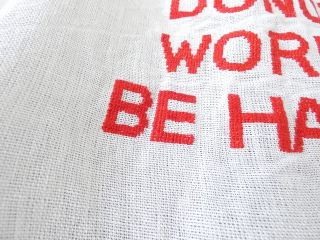 R&D.M.Co-(オールドマンズテーラー) APRON　DONUT WORRY BE HAPPYの商品画像28