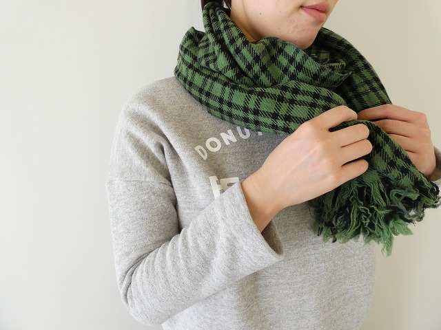 R&D.M.Co-(オールドマンズテーラー) CHECK MUFFLERの商品画像1