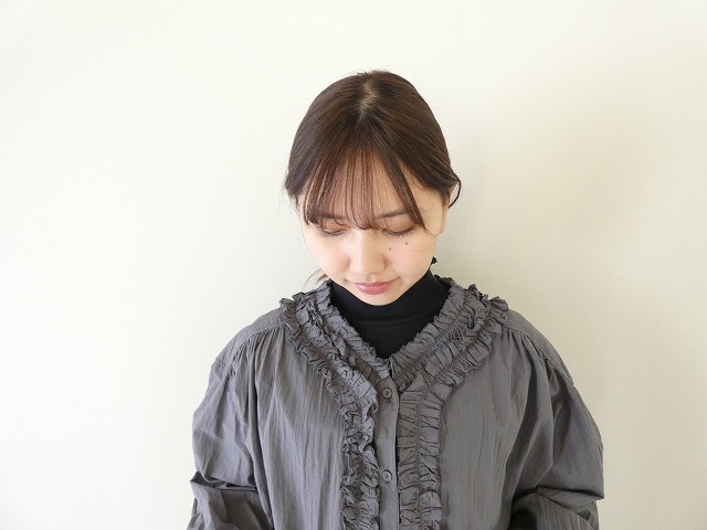 tumugu(ツムグ) ふわふわコットンフリルブラウスの商品画像9