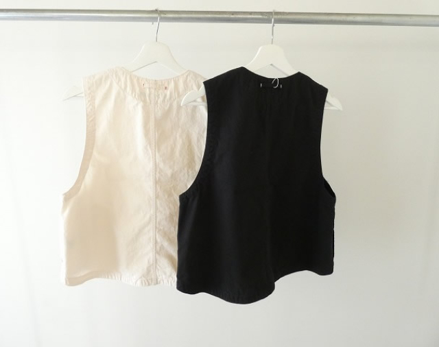 NATURAL LAUNDRY(ナチュラルランドリー) ウォッシュドツイルヘムノッチVベストの商品画像11