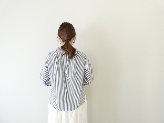 SSC 先染めタイプライターストライプ衿リボン通し長袖ブラウスの商品画像9