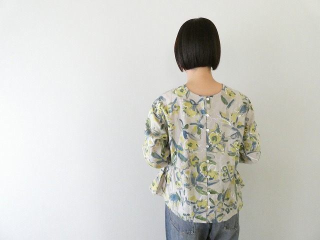 ina(イナ) 綿麻シーチングプリントギャザー2WAYブラウスの商品画像2
