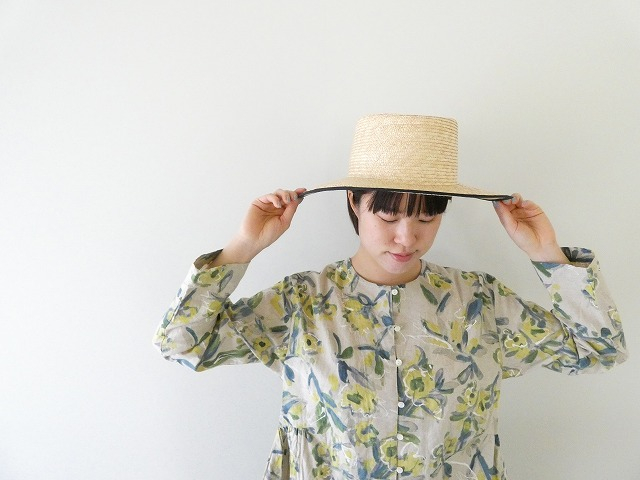 ina(イナ) 綿麻シーチングプリントギャザー2WAYブラウスの商品画像5