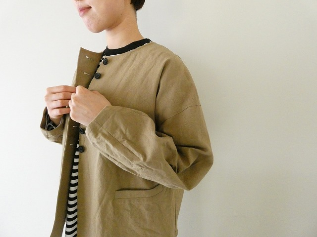 ina(イナ) 綿麻ベビーキャンバスクルーネック袖口タックジャケットの商品画像1