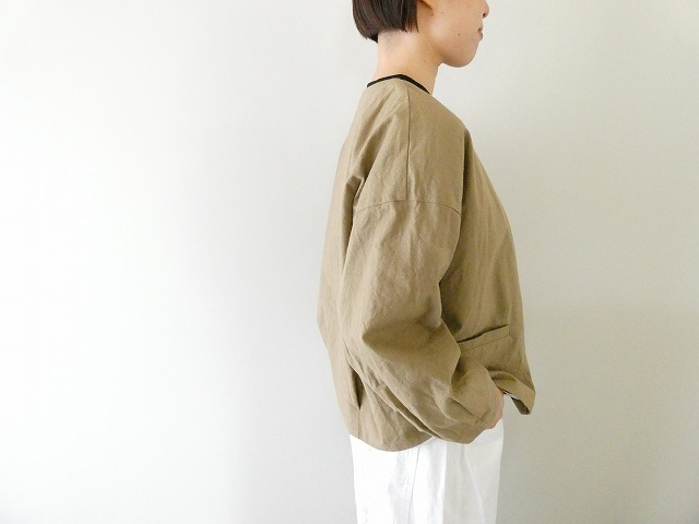 ina(イナ) 綿麻ベビーキャンバスクルーネック袖口タックジャケットの商品画像8