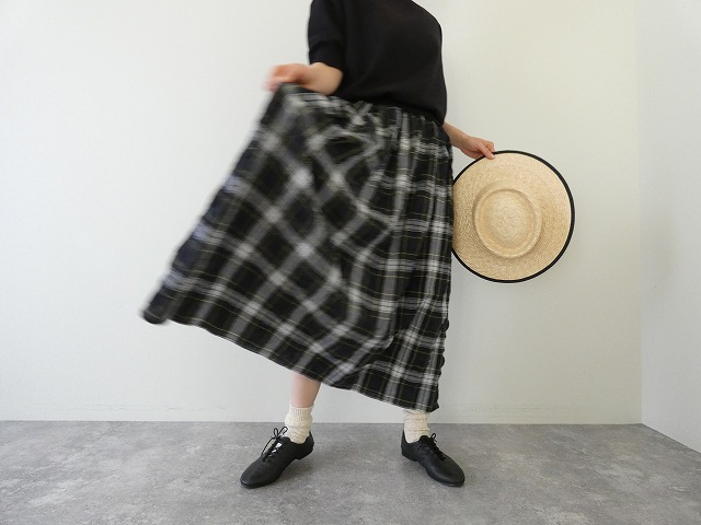 ina(イナ) サッカータータンチェック紐付き三段ゴムスカートの商品画像5