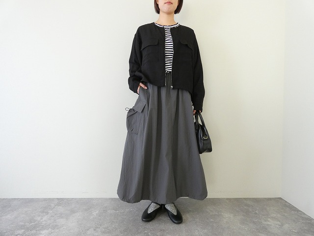 SOUFFLE 軽量ストレッチナイロンミリタリーフレアースカートの商品画像4