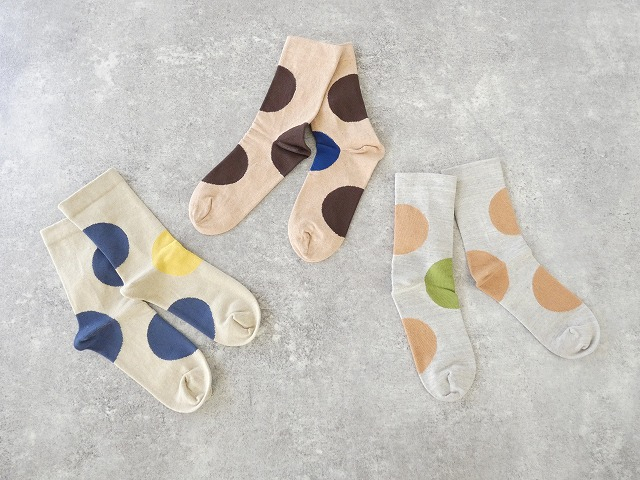 yahae(ヤハエ) Organic Cotton Rubber Free Asymmetry Dot Socks アシンメトリードットソックスの商品画像1
