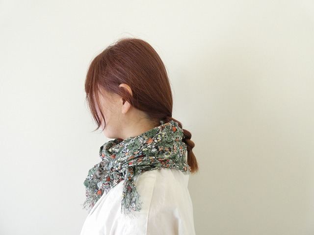 R&D.M.Co-(オールドマンズテーラー) WILD BERRY FIELD GAUZE SHAWLの商品画像5