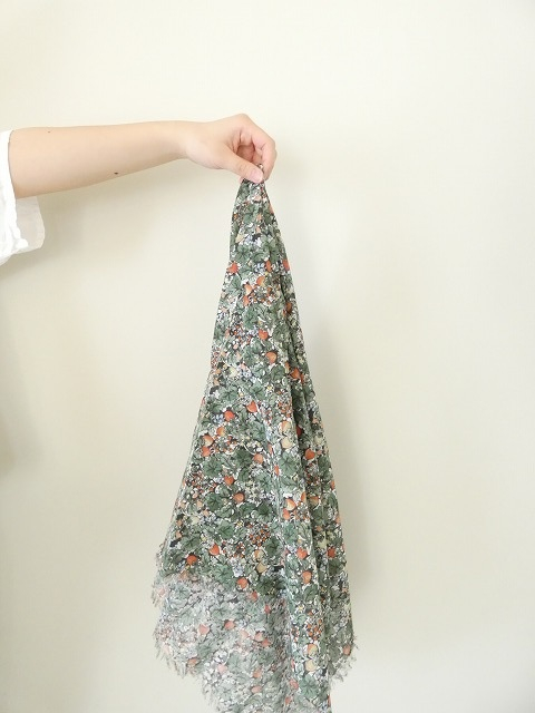 R&D.M.Co-(オールドマンズテーラー) WILD BERRY FIELD GAUZE SHAWLの商品画像6