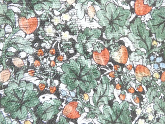 R&D.M.Co-(オールドマンズテーラー) WILD BERRY FIELD GAUZE SHAWLの商品画像9